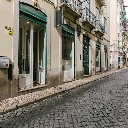 Rent4rest Castle View Family & Friends In Bairro Alto Lisbona