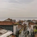 Rent4rest Castle View Family & Friends In Bairro Alto Lisbon