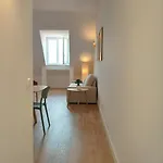 Apartment Rent4rest Castle View Family & Friends In Bairro Alto Lisbon
