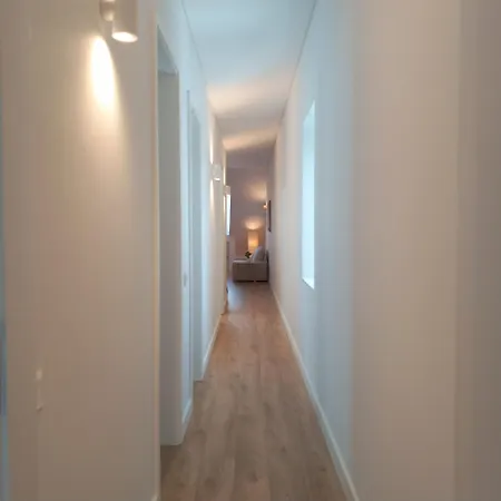 Rent4rest Castle View Family & Friends In Bairro Alto Daire *