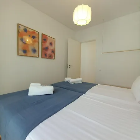 아파트 Rent4rest Castle View Family & Friends In Bairro Alto 리스본
