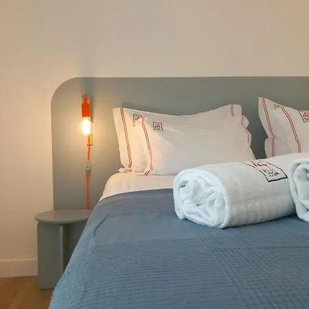 Rent4rest Castle View Family & Friends In Bairro Alto * Lisboa