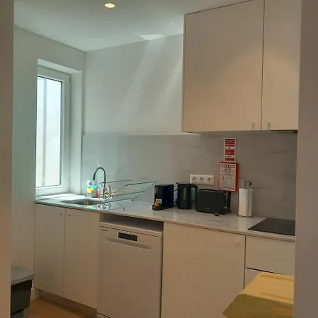 Rent4rest Castle View Family & Friends In Bairro Alto Appartamento Lisbona